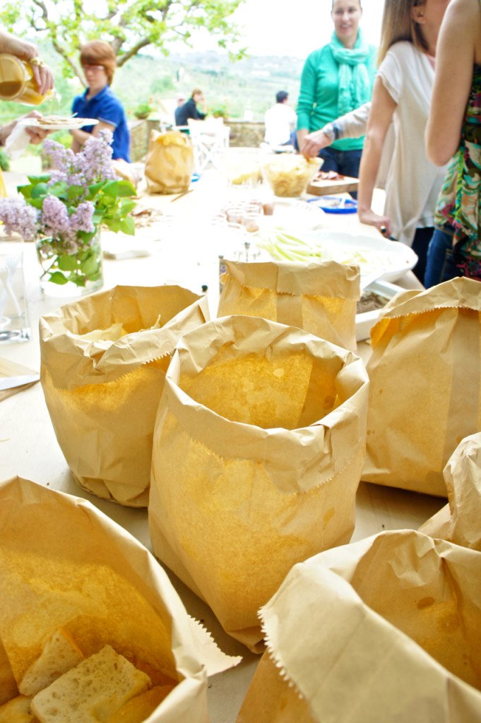 Sacos de papel para colocar o pão...